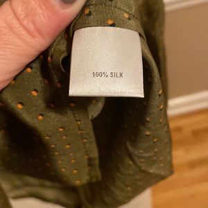 Tucker The Classic Blouse Russian Dolls in Crepe de Chine Silk Smocked Collar